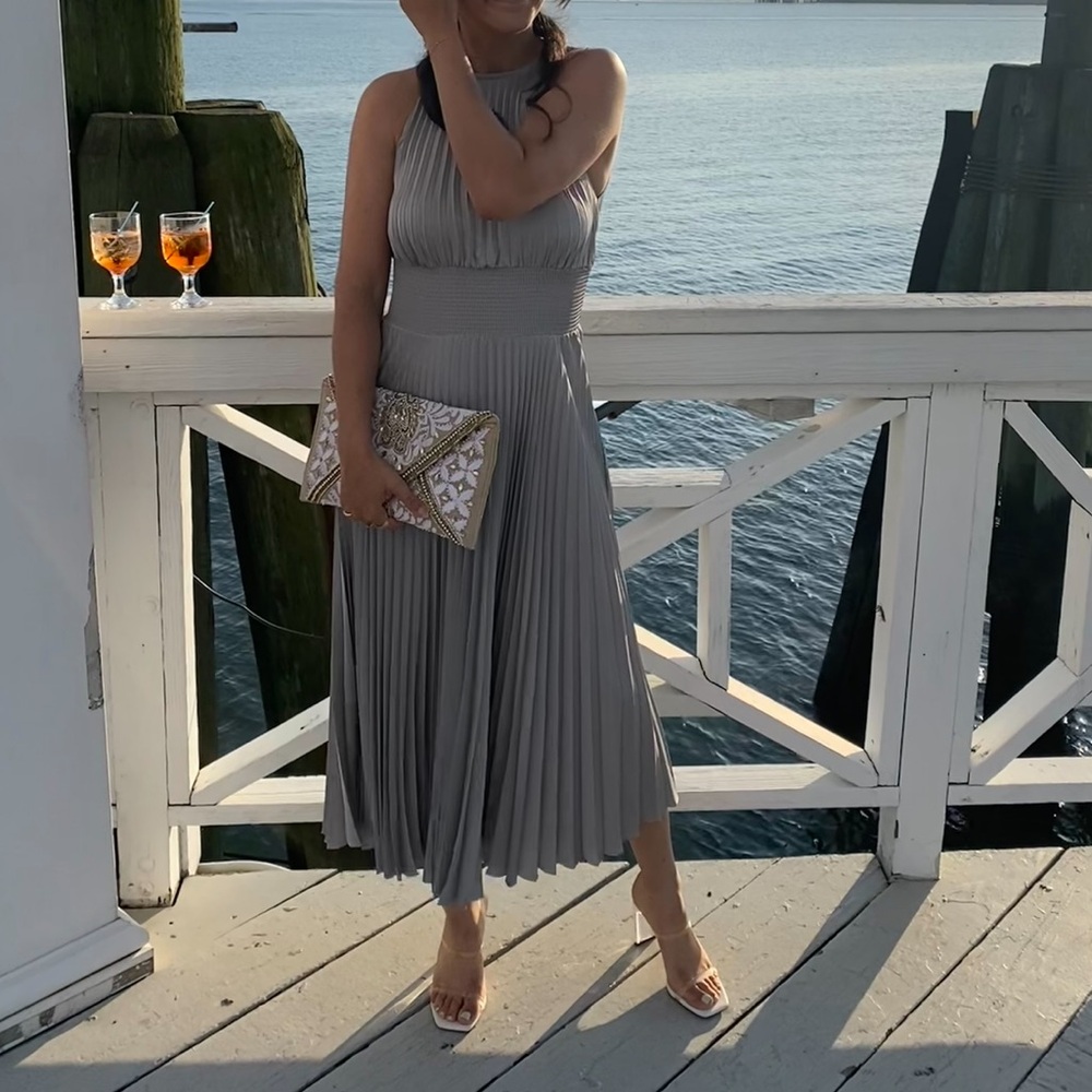 Aritzia Babaton Intellect Dress